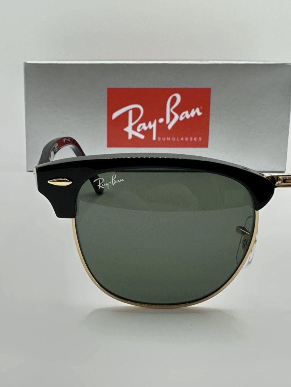 New With Damaged Box Ray-Ban RB3016 Clubmaster Black/Gold Frame Green G-15 Lens - Picture 6 of 6